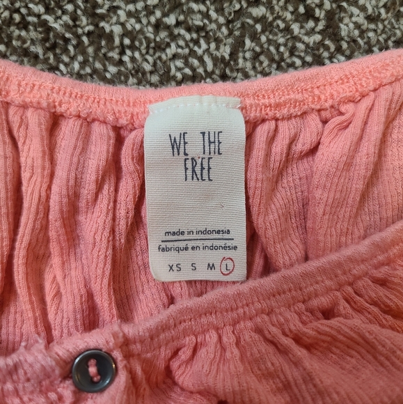 We The Free Coral Mint Julep Top Size Large - Picture 5 of 8